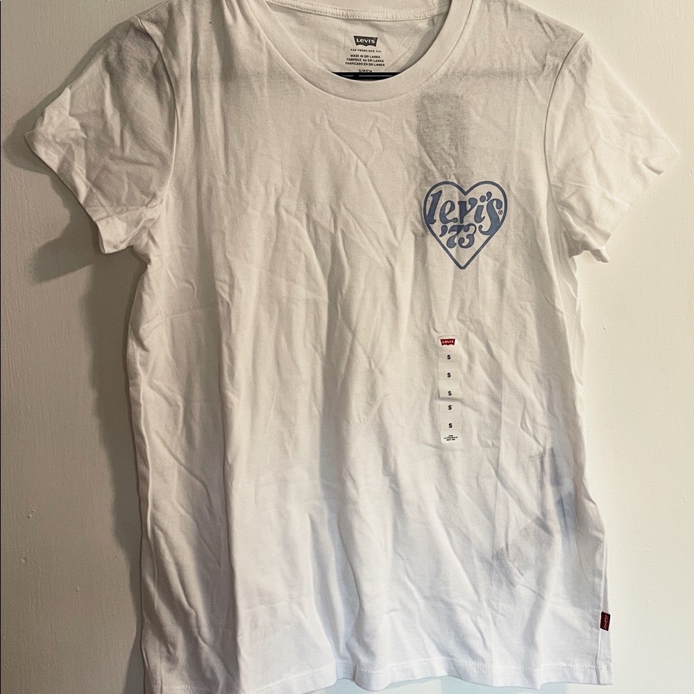 Levi’s Blue Heart Tee